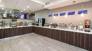 Food & Drinks 5, Comfort Inn and Suites Paramus, Bergen