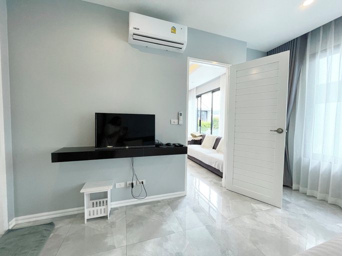 Living area 4, Larnthong Villas, Ko Samui