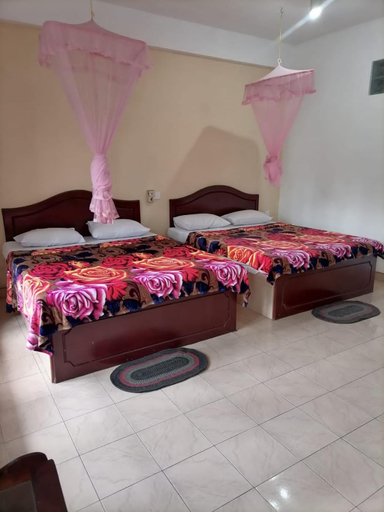 Bedroom 2, White Elephant Hotel, Ambagamuwa