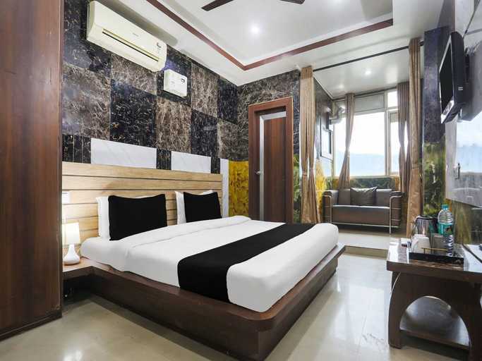 Room 5, Classic Hotel Jatin, Nainital