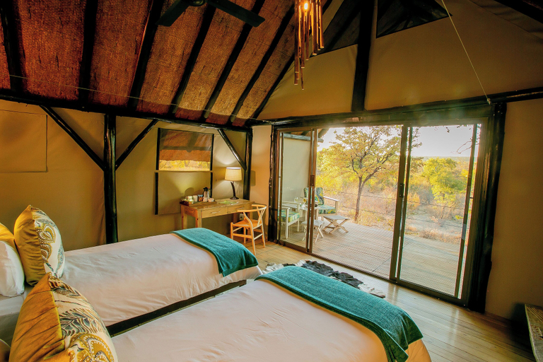 Bedroom 3, Masuwe Lodge, Hwange