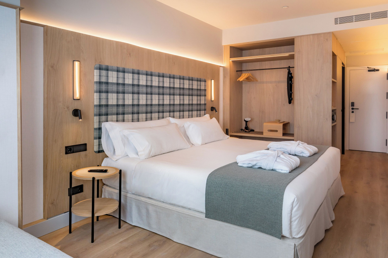 Bedroom 2, Barceló Valladolid, Valladolid