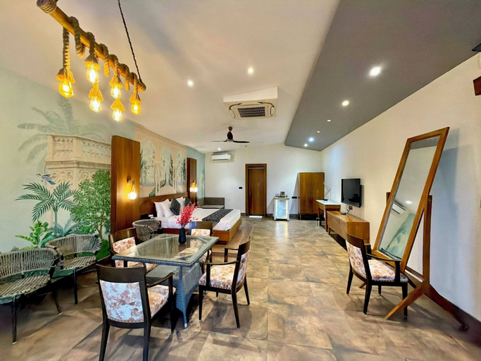 Food & Drinks 5, Skyline Resort & Convention Centre, Indore