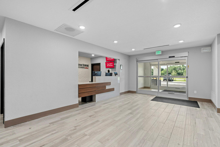 Lobby 3, HomeTowne Studios by Red Roof Bradenton, Manatee