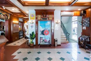 Others 5, Hotel Super Cowboy, Malacca City
