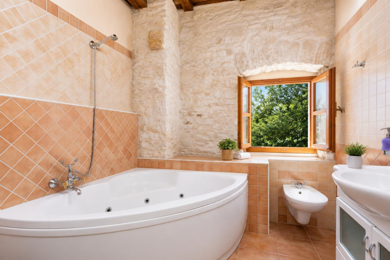 Bathroom 5, Villa Damiana, Žminj