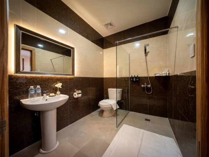 Bathroom 4, Utopia Beachfront Vacation Club, San Francisco