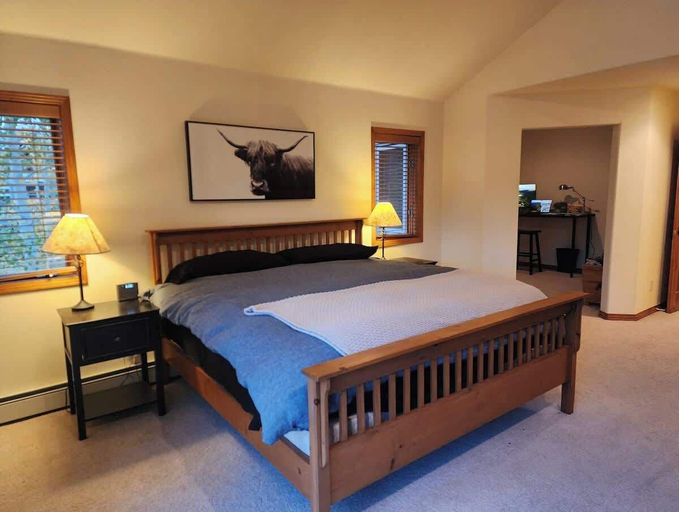 Room 5, Townhome 4br/4ba in Silverthorne, Summit