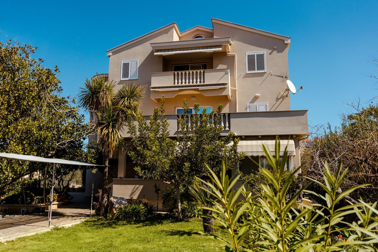 Exterior & Views, APARTMANI VILLA ELVIRA, Sukošan