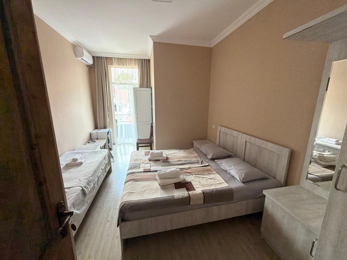 Bedroom 4, Hotel Like Mari, Kobuleti