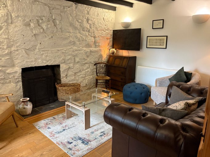 Living area 5, Cosy Cottage Retreat in Edinbane, Highland