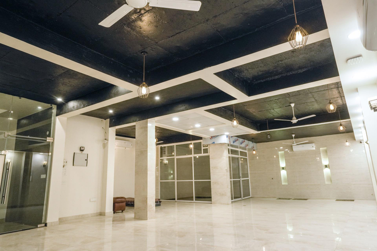 Public Area, Hotel Maharaja Palace, Gurgaon