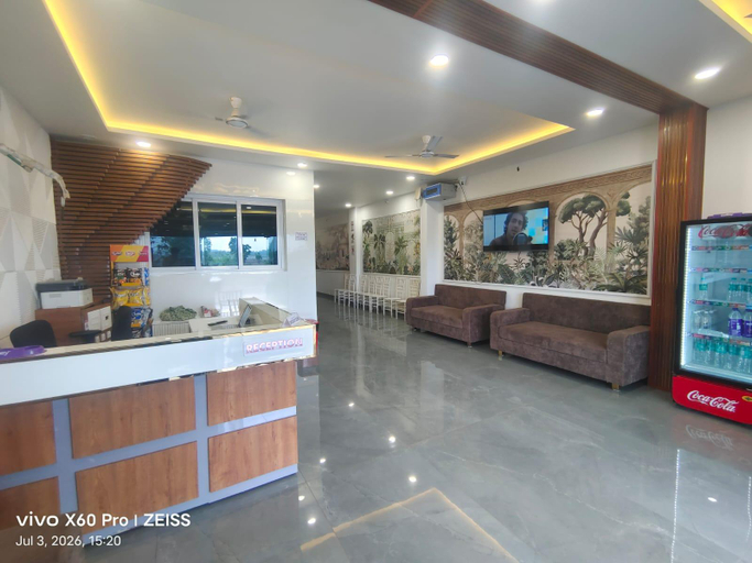 Reception, hotel Gatik Inn, West Nimar