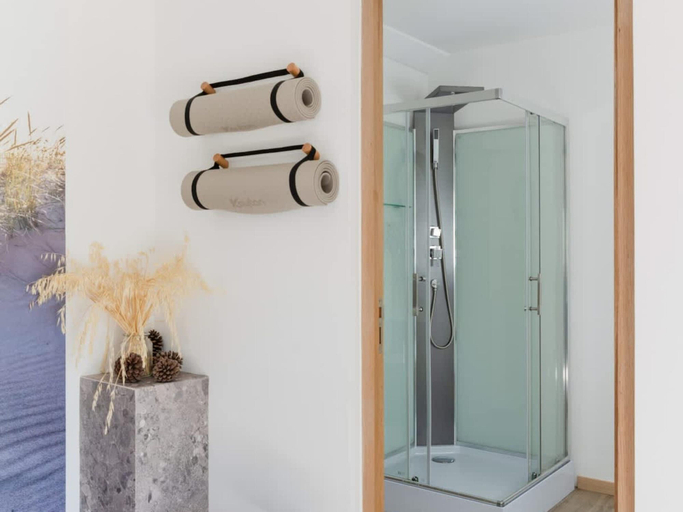Bathroom 3, Bretagne Family Cottage for 8 Guests, Finistère