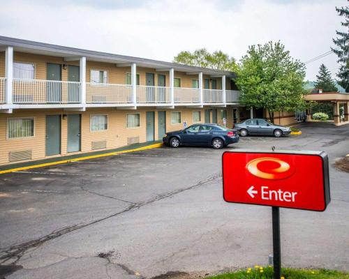 Others 3, Econo Lodge Inn & Suites Shamokin DAM - Selinsgrove, Snyder