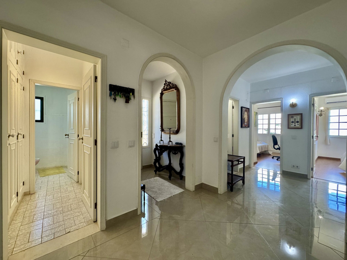 Room 4, Vilamoura Browns 2 With Pool by Homing, Loulé