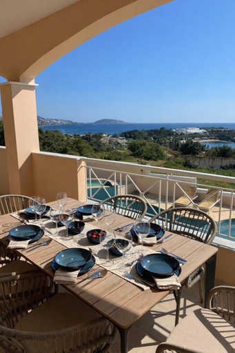 Food & Drinks 5, Seaview Villa Resort Lagonissi - Walk to Beach, Attica