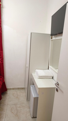 Others 4, Mille Guest house 2, Rome