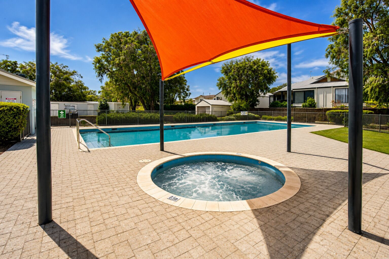 Sport & Beauty 4, Maggie's Beach House, Busselton
