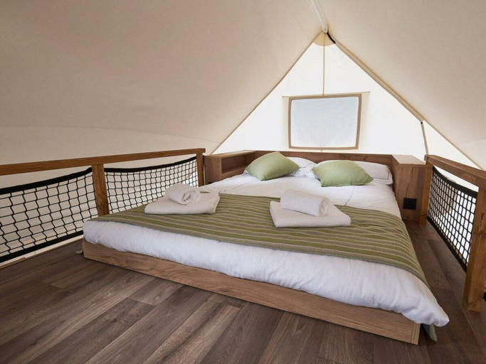 Room 5, Glamping Tent Luxe 6, Loon op Zand