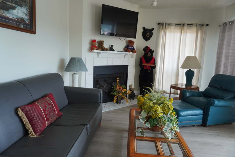 Others 4, City View 410 3BD Condo with Private Balcony by RedAwning, Sevier