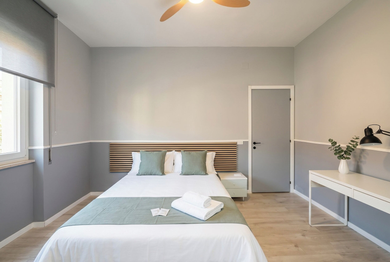 Room 5, Apartment 7 pax - City Centre & Beach, Ancona