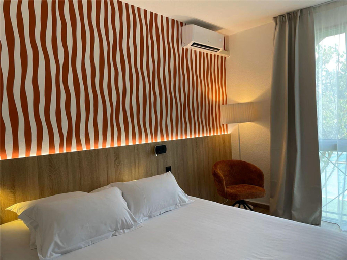 Bedroom 4, Best Western Le Clos de l'Aube Rouge, Hérault