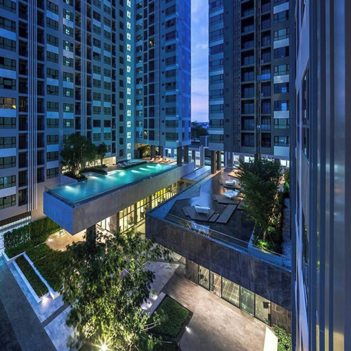 Pool 2, Central Patttaya I Excellent Location I Near The Beach, Pattaya