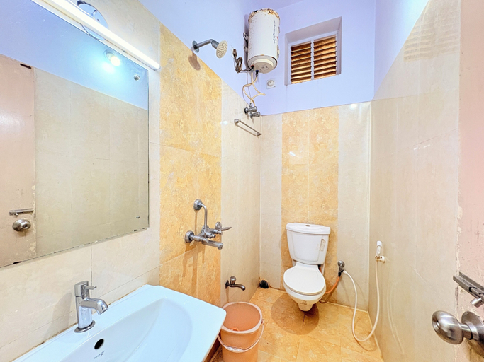 Bathroom 3, Villa Swarna Baliapanda, Puri
