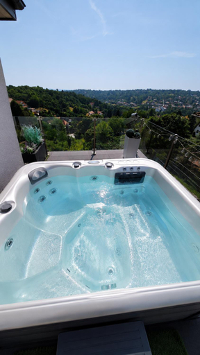 Sport & Beauty, Gamma Apartmanok es Jakuzzi, Miskolci
