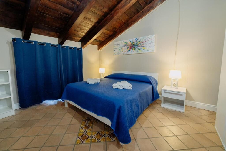 Room 3, Sant'Antonio Hotel, Salerno