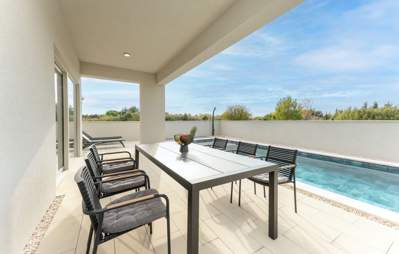 Pool 3, Villa Suton u Zatonu Zadarvillas, Nin