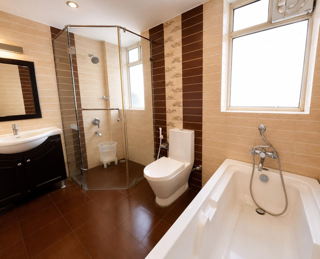 Bathroom 3, Hotel The Rio Haridwar, Hardwar