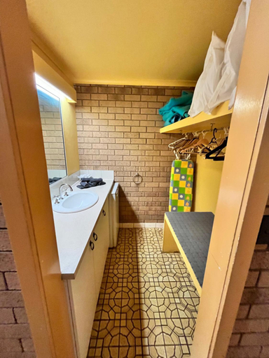 Bathroom 2, High Country Motor Inn Bright, Alpine - East