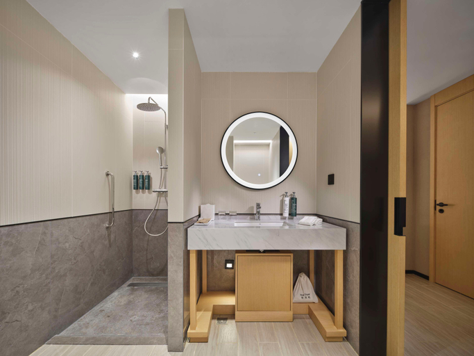 Bathroom 4, Hilton Garden Inn Guilin Yangshuo, Guilin