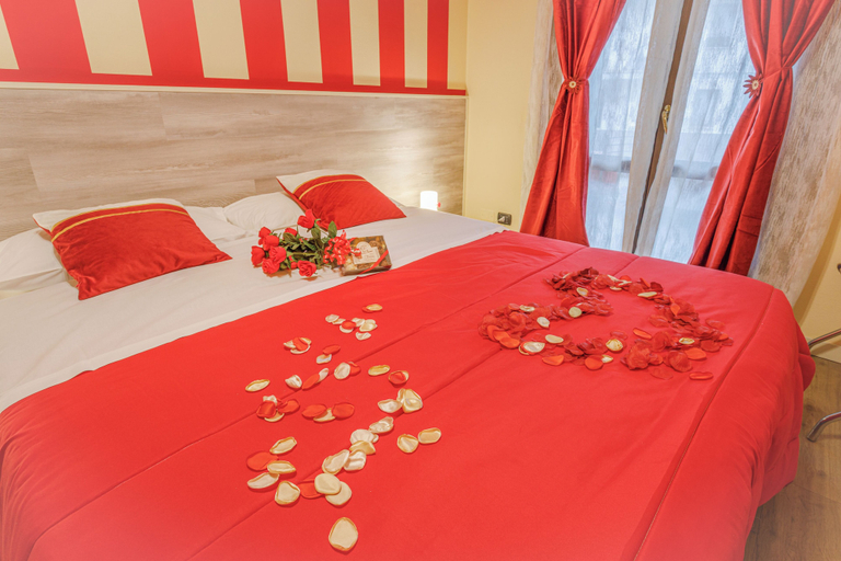 Bedroom 5, Opera et Love, Verona