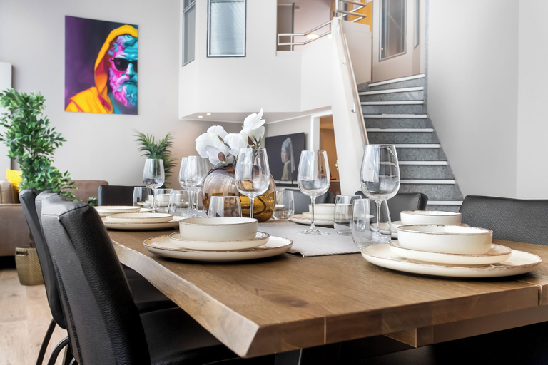 Dining 3, Loft 21 - Stylish Five Bedroom Apartment, Reykjavík
