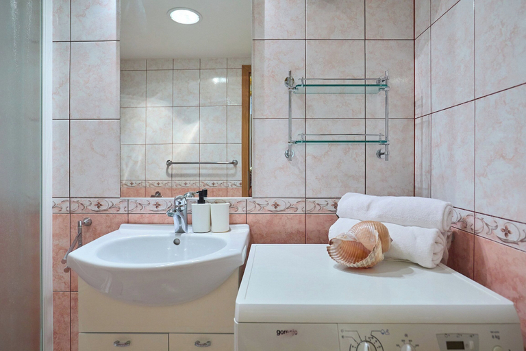 Bathroom 4, Hedera Estate, Hedera A21 Apartment, Dubrovnik