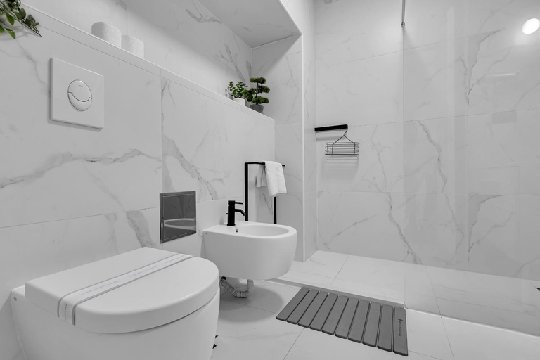 Bathroom 2, Beachfront Deluxe B&B, Makarska