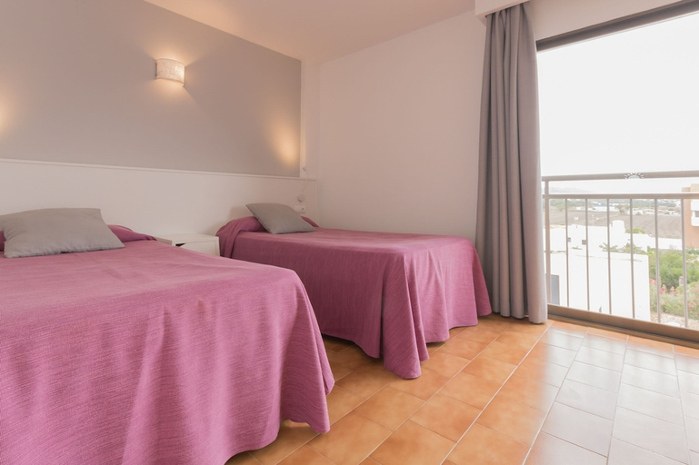 Bedroom 5, Orosol II, Baleares