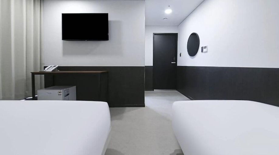 Room 2, The Stay Korea, Jongno