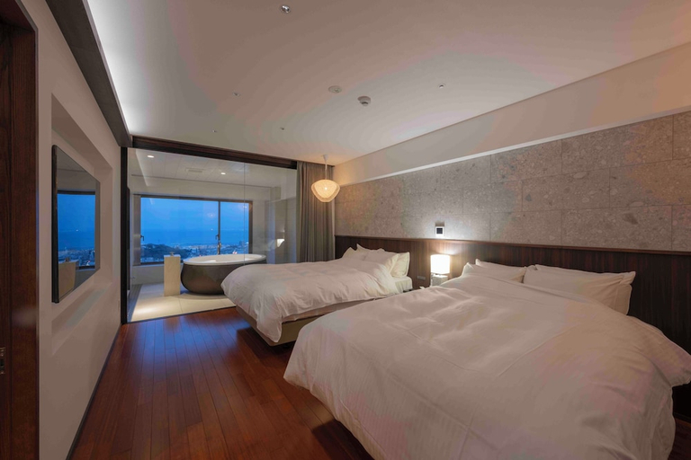 Bedroom 2, Kannawa Onsen Hotel Sansuikan, Beppu