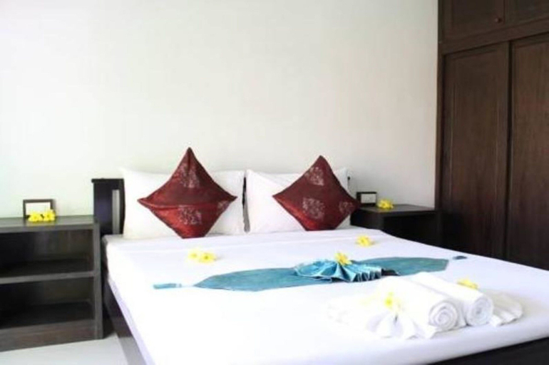 Bedroom, Khanom Sunrise Beach Hotel, Khanom