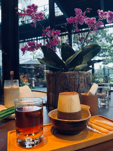 Food & Drinks 4, ADA Motel - Tuần Châu, Hạ Long