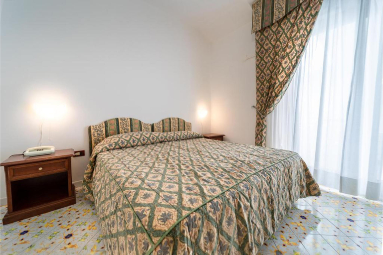 Bedroom 3, Hotel La Castellana, Cosenza