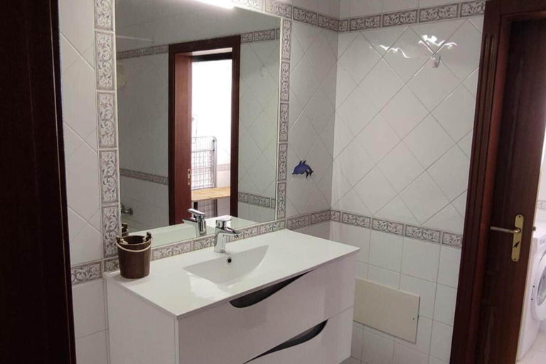 Bathroom 4, Beachfront Studio - Sand and City Vibes, Portimão