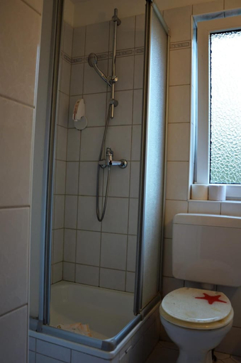 Bathroom 3, Steen S Hotel, Hamburg