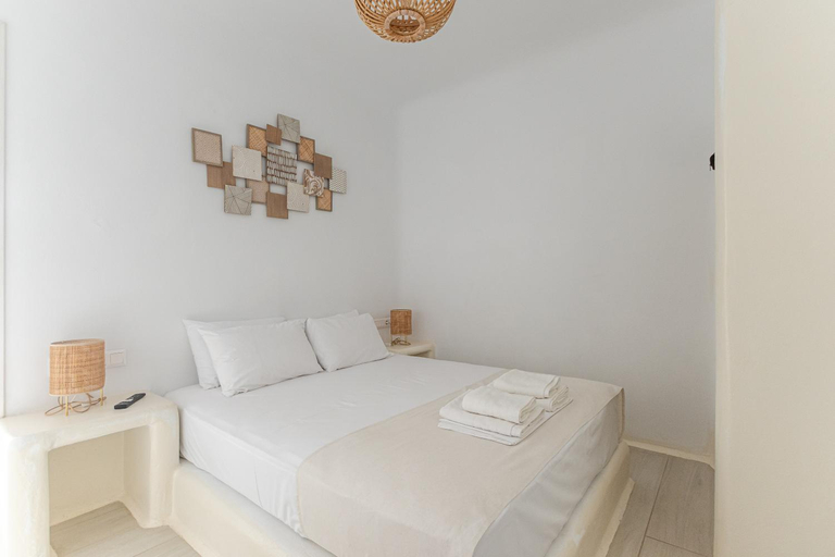 Bedroom 3, Ariadne's Crown Luxury AstroConcept Suites with Private Pools and Spas, South Aegean
