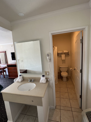 Bathroom 4, Americas Best Value Inn Hanford, Kings