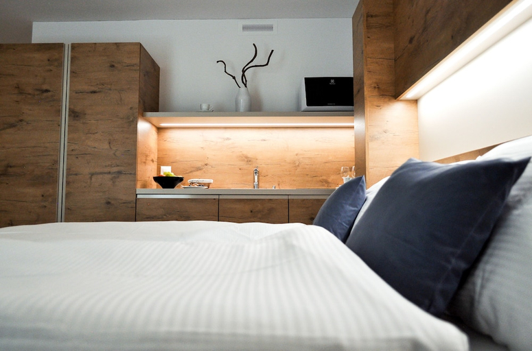 Others 4, Jet Hotel Zurich Airport, Dielsdorf